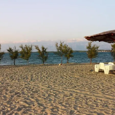 Aurora Apartments-nin- 25m To The Appartamento Nin